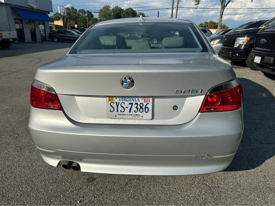 2006 BMW E60 5 Series Sedan - Image 10 of 12