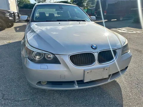 2006 BMW 525i