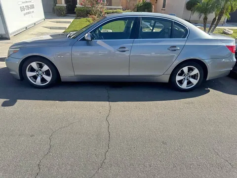 2006 BMW 525i