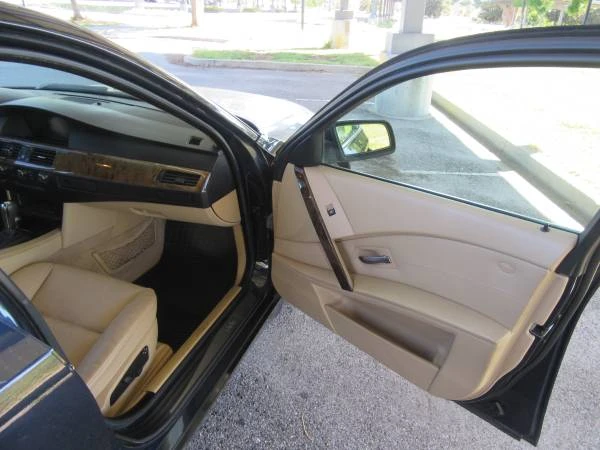 2006 BMW E60 5 Series Sedan - Image 14 of 17