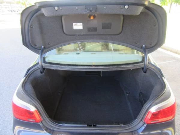 2006 BMW E60 5 Series Sedan - Image 16 of 17