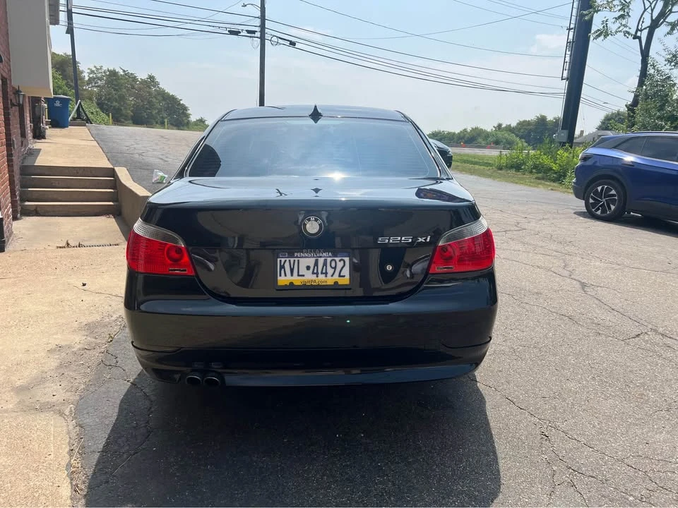2006 BMW E60 5 Series Sedan - Image 9 of 10
