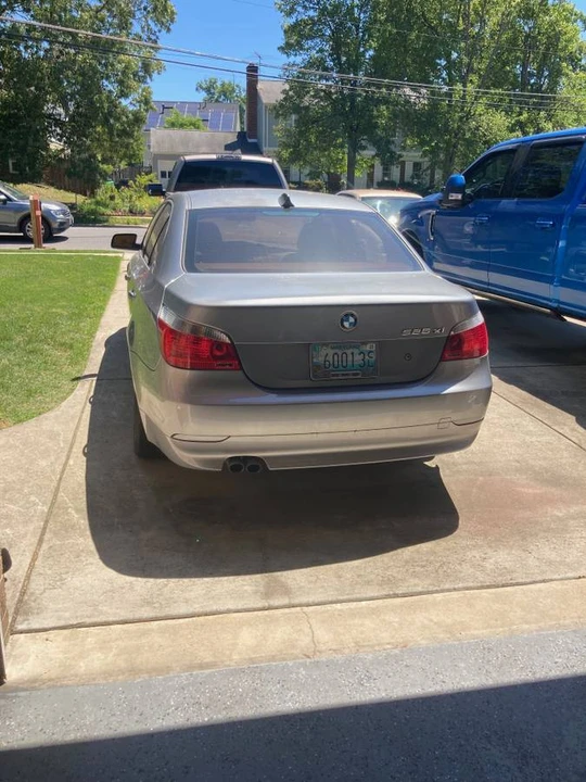 2006 BMW E60 5 Series Sedan - Image 2 of 10