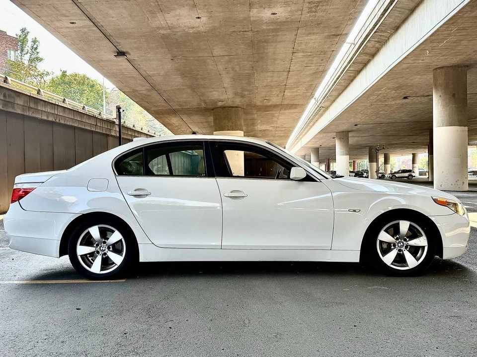 2006 BMW E60 5 Series Sedan - Image 2 of 10