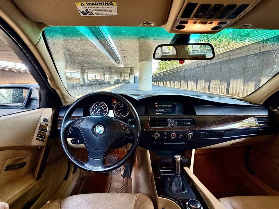 2006 BMW E60 5 Series Sedan - Image 9 of 10
