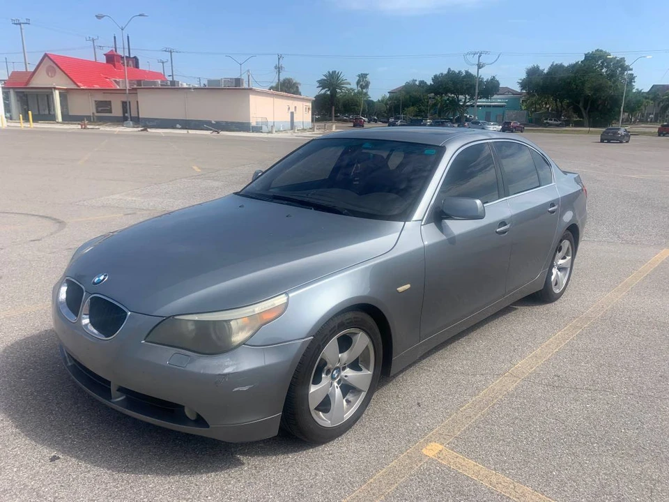 2006 BMW E60 5 Series Sedan - Image 4 of 5