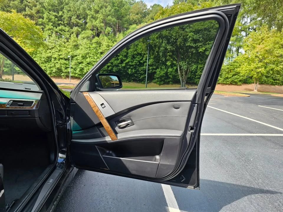 2006 BMW E60 5 Series Sedan - Image 9 of 20
