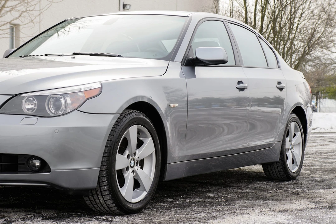 2006 BMW E60 5 Series Sedan - Image 17 of 21