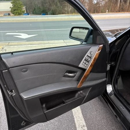 2006 BMW E60 545i & 550i Sedan - Image 12 of 21