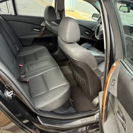 2006 BMW E60 545i & 550i Sedan - Image 10 of 21