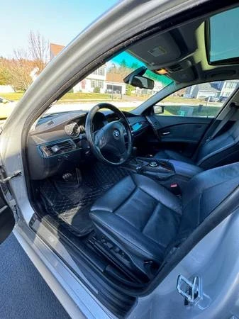 2006 BMW E60 545i & 550i Sedan - Image 6 of 13