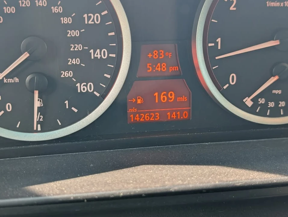 2006 BMW E60 545i & 550i Sedan - Image 10 of 10