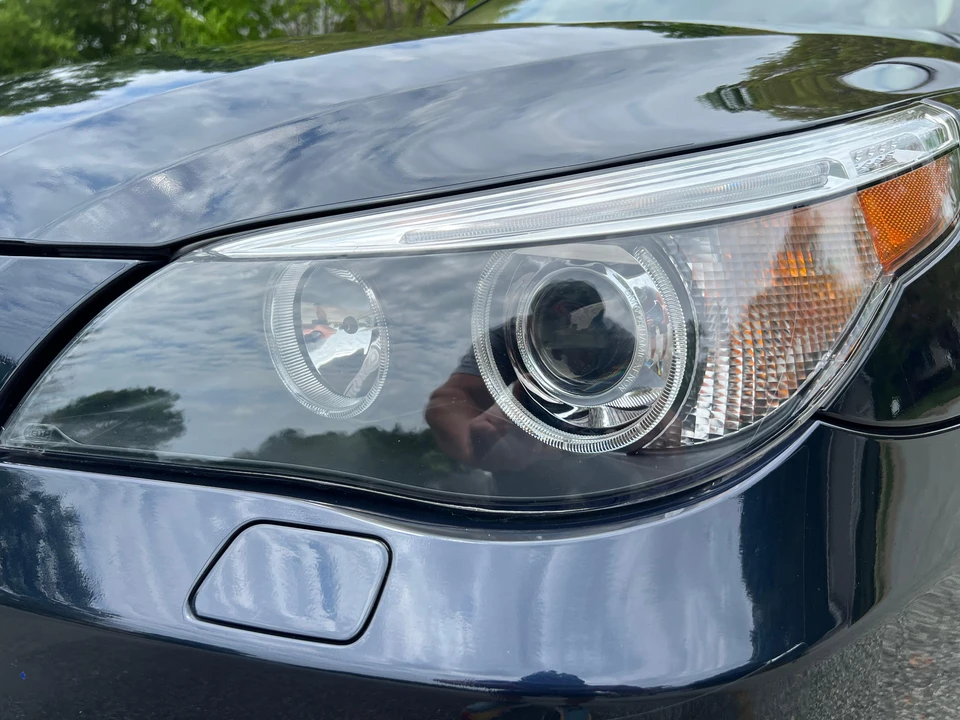 2006 BMW E60 545i & 550i Sedan - Image 23 of 31
