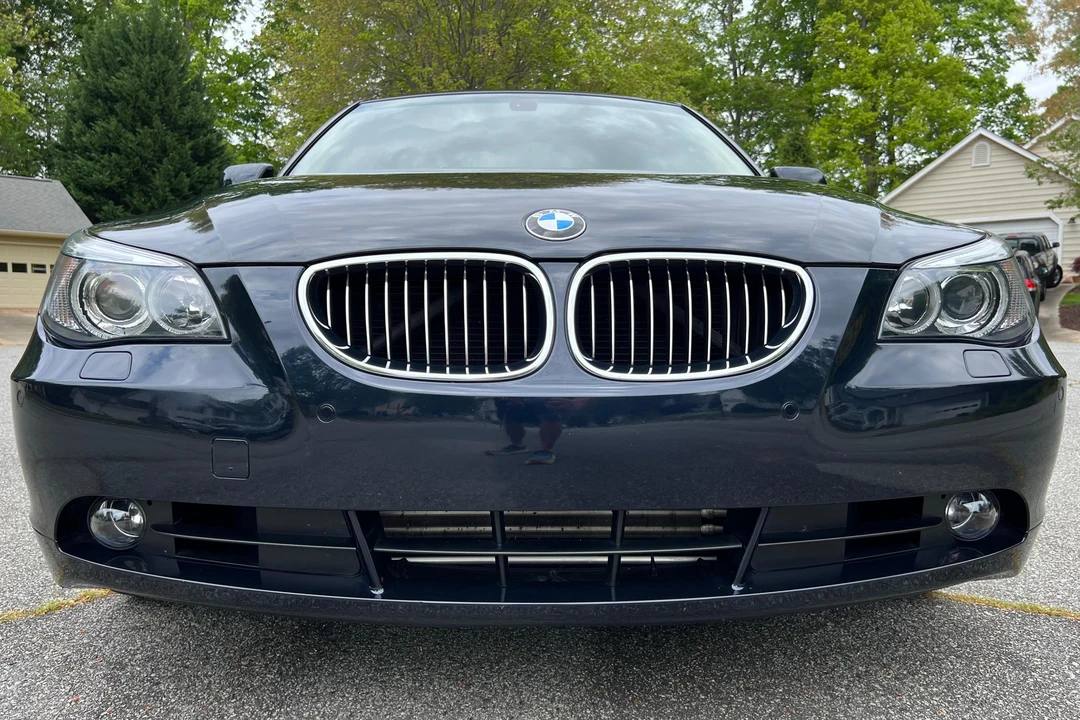 2006 BMW E60 545i & 550i Sedan - Image 2 of 31