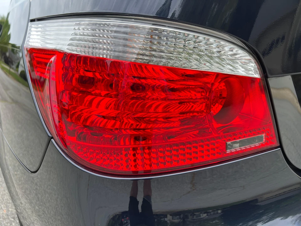 2006 BMW E60 545i & 550i Sedan - Image 29 of 31
