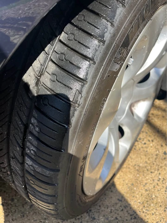 2006 BMW E63/E64 645Ci & 650i - Image 3 of 11