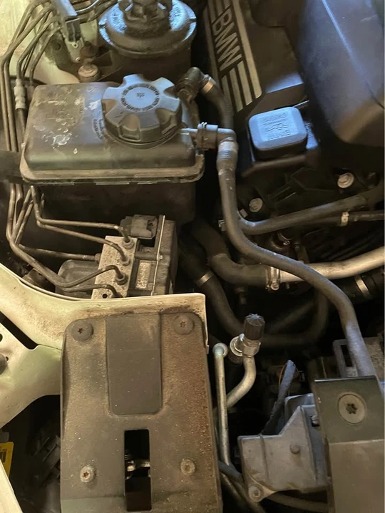 2006 BMW E63/E64 645Ci & 650i - Image 18 of 20