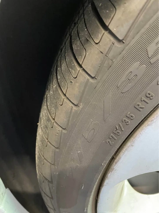 2006 BMW E63/E64 645Ci & 650i - Image 14 of 20