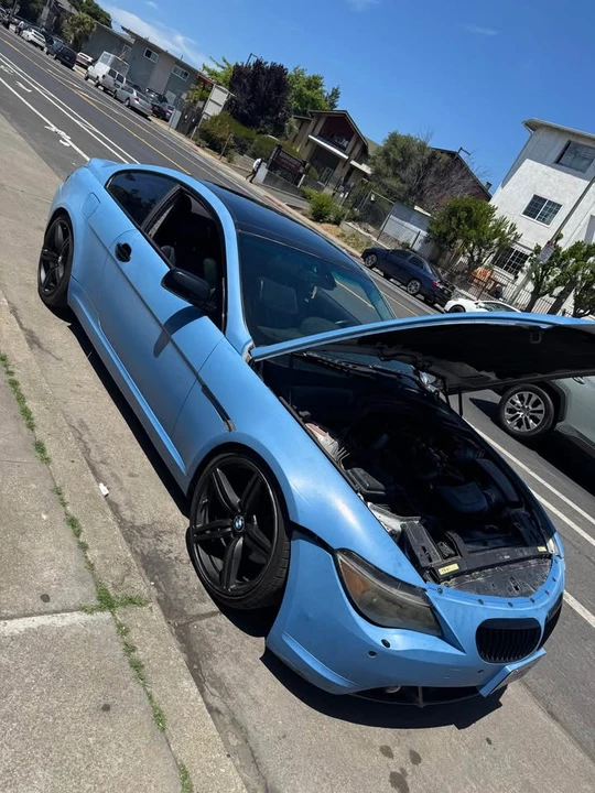 2006 BMW E63/E64 645Ci & 650i - Image 2 of 11