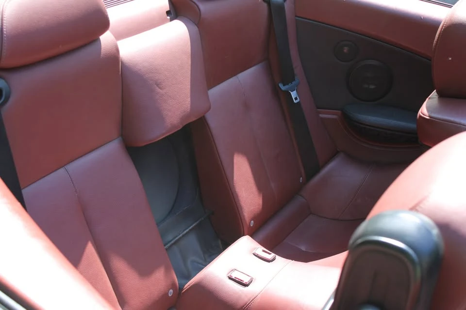 2006 BMW E63/E64 645Ci & 650i - Image 19 of 20