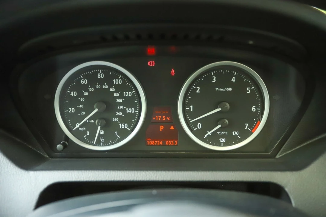 2006 BMW E63/E64 645Ci & 650i - Image 27 of 30