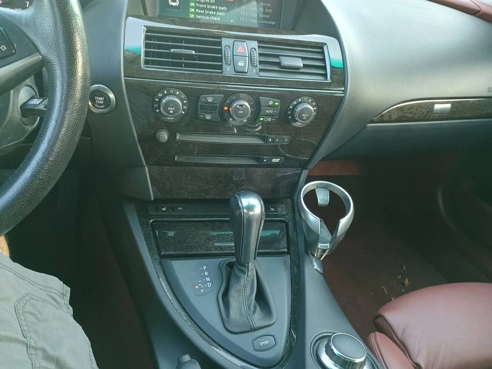 2006 BMW E63/E64 645Ci & 650i - Image 16 of 24