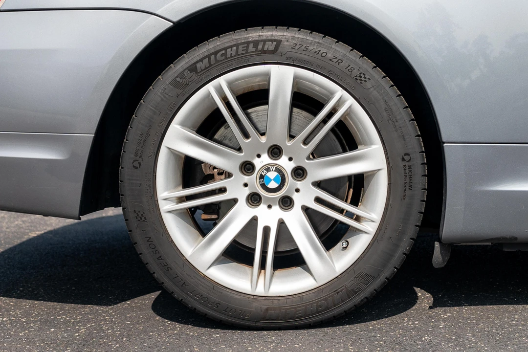 2006 BMW E63/E64 645Ci & 650i - Image 27 of 31