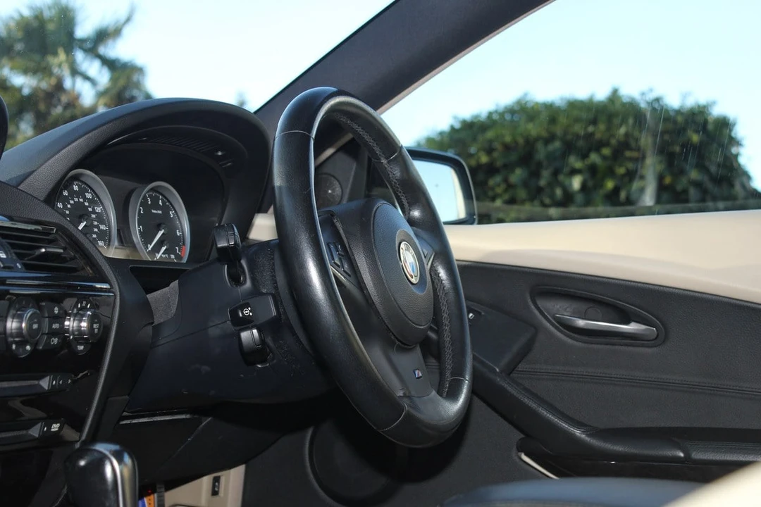 2006 BMW E63/E64 645Ci & 650i - Image 23 of 30