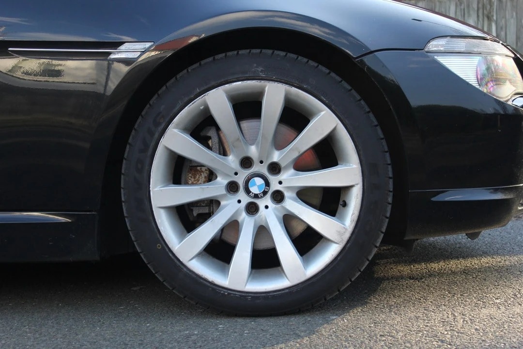 2006 BMW E63/E64 645Ci & 650i - Image 20 of 30