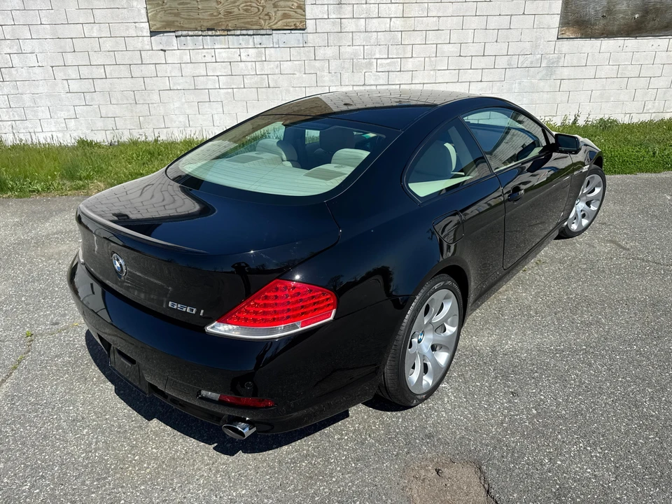 2006 BMW E63/E64 645Ci & 650i - Image 16 of 31