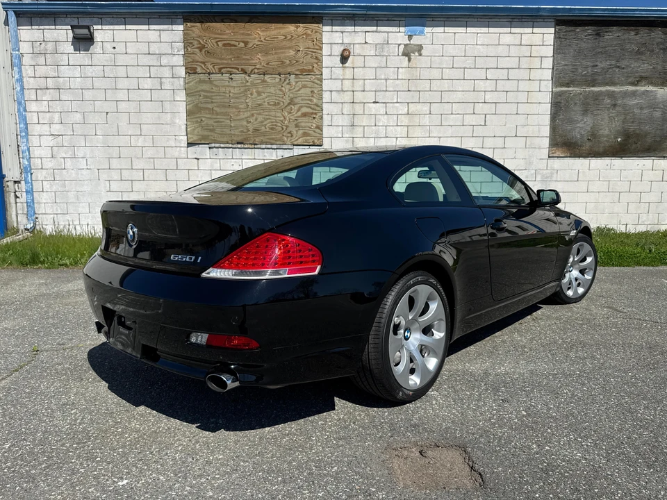 2006 BMW E63/E64 645Ci & 650i - Image 17 of 31
