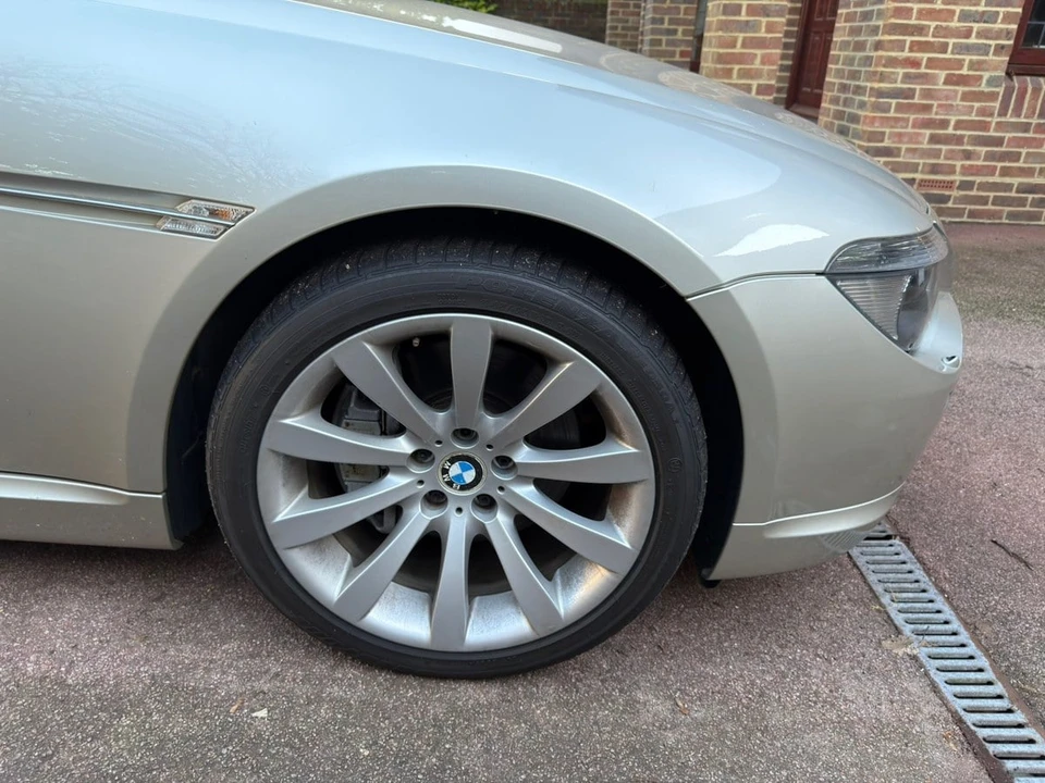 2006 BMW E63/E64 645Ci & 650i - Image 14 of 31
