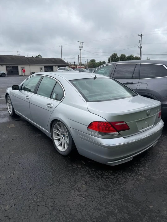 2006 BMW E65/E66 750i & 760i Sedan - Image 4 of 9