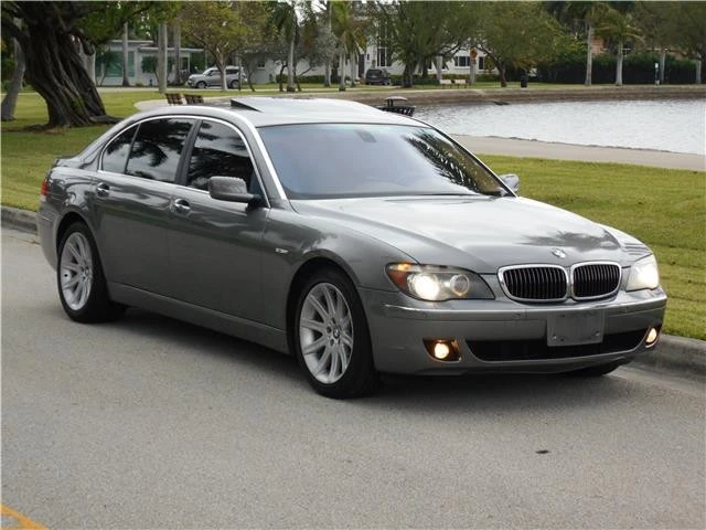2006 BMW E65/E66 750i & 760i Sedan - Image 2 of 12