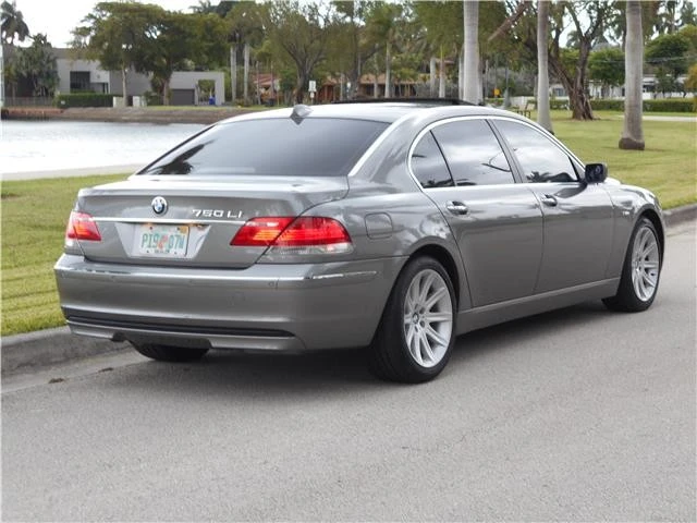 2006 BMW E65/E66 750i & 760i Sedan - Image 12 of 12