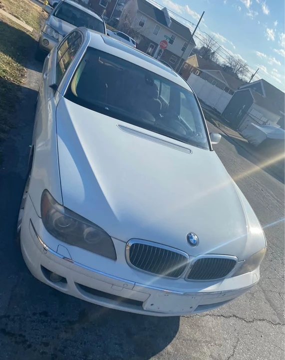 2006 BMW E65/E66 750i & 760i Sedan - Image 12 of 13