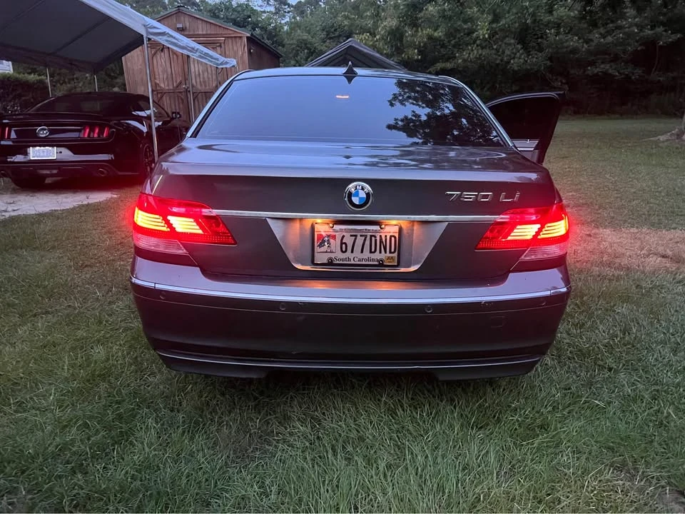 2006 BMW E65/E66 750i & 760i Sedan - Image 7 of 11