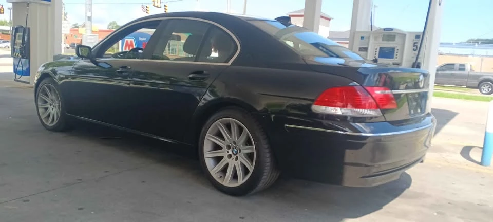 2006 BMW E65/E66 750i & 760i Sedan - Image 4 of 8