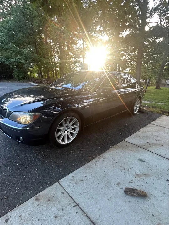 2006 BMW E65/E66 750i & 760i Sedan - Image 2 of 10