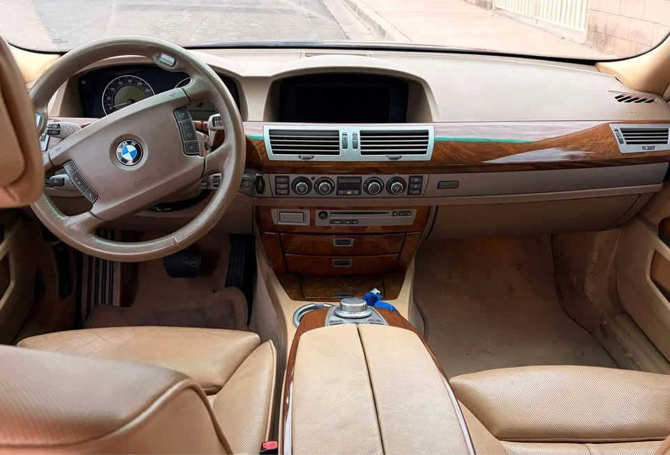 2006 BMW E65/E66 750i & 760i Sedan - Image 7 of 11