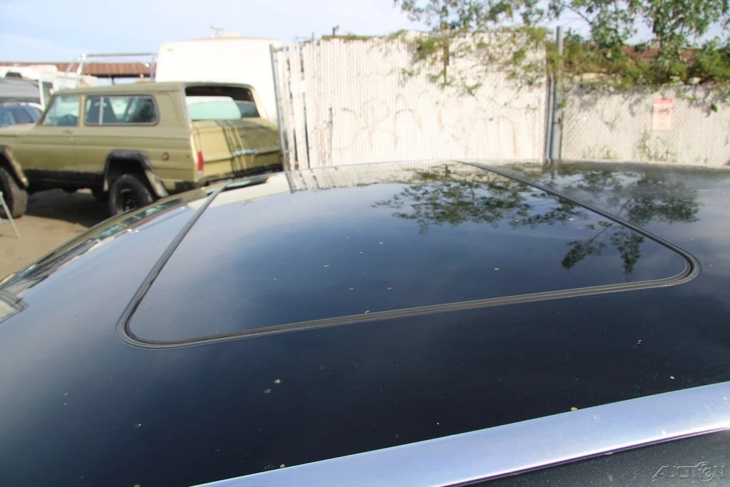 2006 BMW E65/E66 750i & 760i Sedan - Image 11 of 21