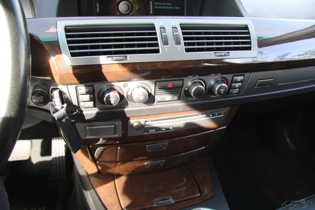 2006 BMW E65/E66 750i & 760i Sedan - Image 19 of 21