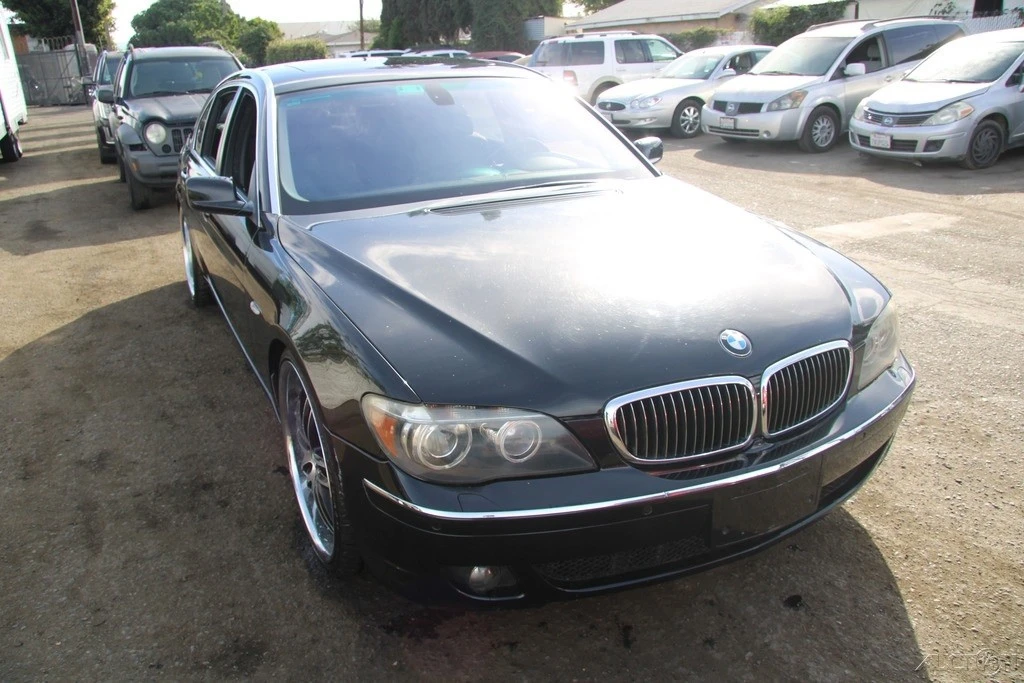 2006 BMW E65/E66 750i & 760i Sedan - Image 9 of 21