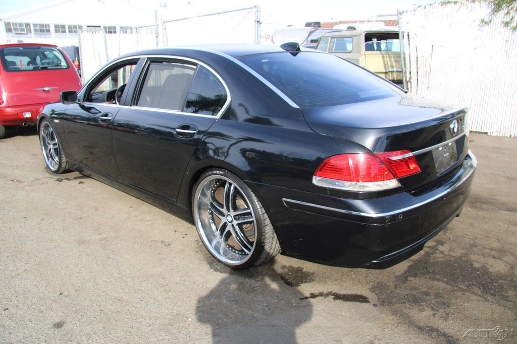 2006 BMW E65/E66 750i & 760i Sedan - Image 4 of 21