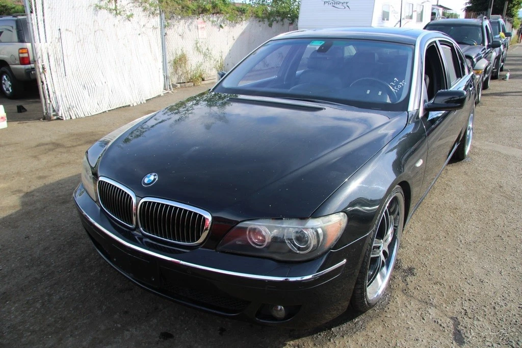 2006 BMW E65/E66 750i & 760i Sedan - Image 2 of 21