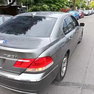 2006 BMW 7 Series 750i