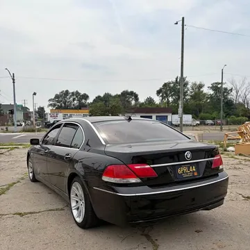 2006 BMW 7 Series 750i Sedan 4D