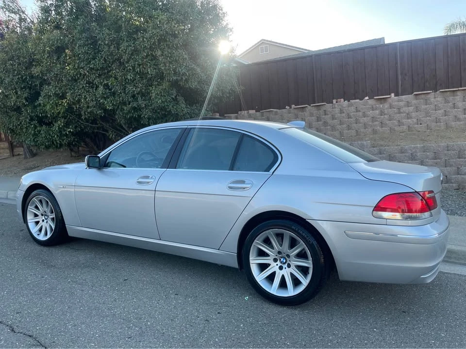 2006 BMW E65/E66 750i & 760i Sedan - Image 3 of 12