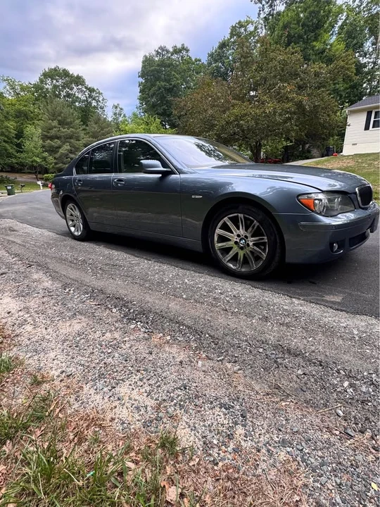 2006 BMW E65/E66 750i & 760i Sedan - Image 3 of 9
