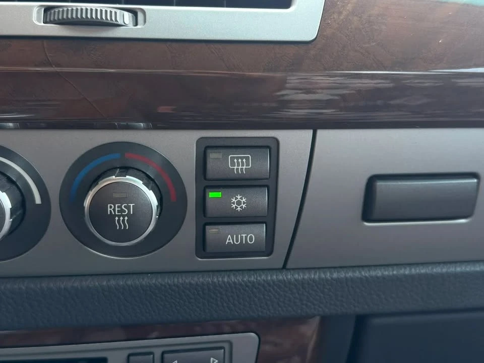 2006 BMW E65/E66 7 Series - Image 13 of 20